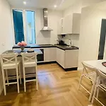 Nuovissimo Trilocale In Centro : Ca' Del Mar * Санремо